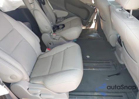 2019 Toyota Sienna Xle 8 Passenger z USA, uszkodzony, nr VIN 5TDYZ3DC1KS020501